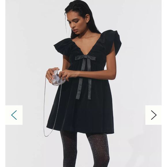Endless Rose Dresses & Skirts - NWT Endless Rose Anthropologie Sz L Black Velvet Bow Mini Dress Puff Sleeves